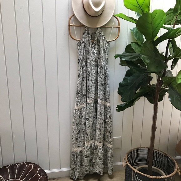 lovestitch Dresses & Skirts - Lovestitch boho crochet maxi dress